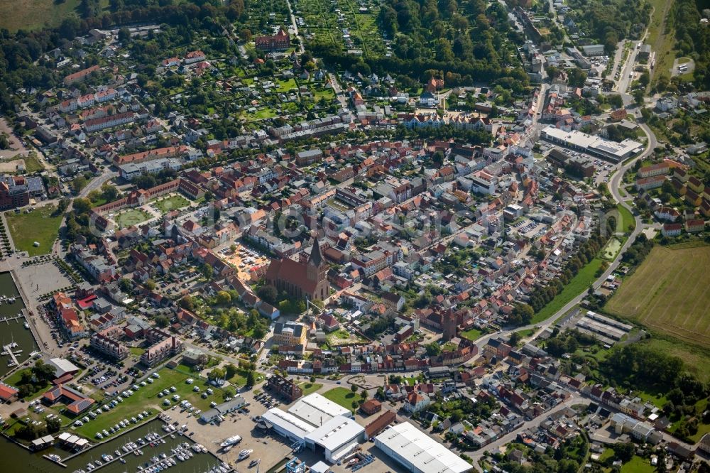 Aerial photograph Barth - Old Town area and city center in Barth in the state Mecklenburg - Western Pomerania, Germany