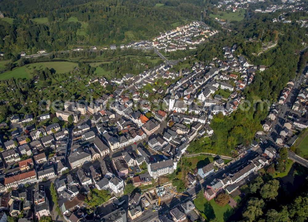 Arnsberg from the bird's eye view: Old Town area and city center with Blick auf die Stadtkapelle in Arnsberg in the state North Rhine-Westphalia, Germany