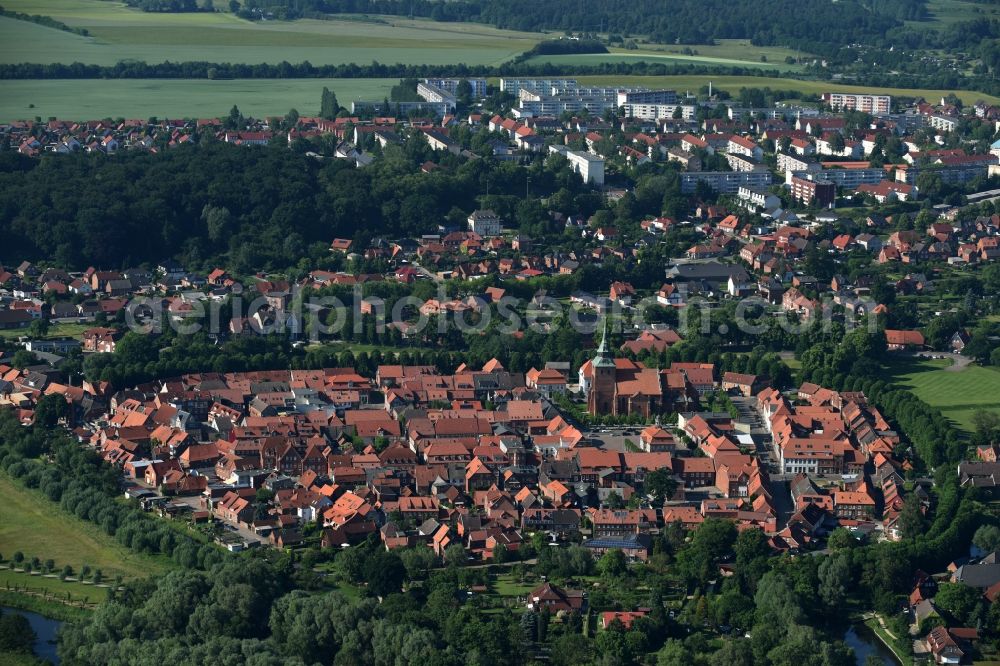 Boizenburg/Elbe from the bird's eye view: Old Town area and city center in Boizenburg/Elbe in the state Mecklenburg - Western Pomerania