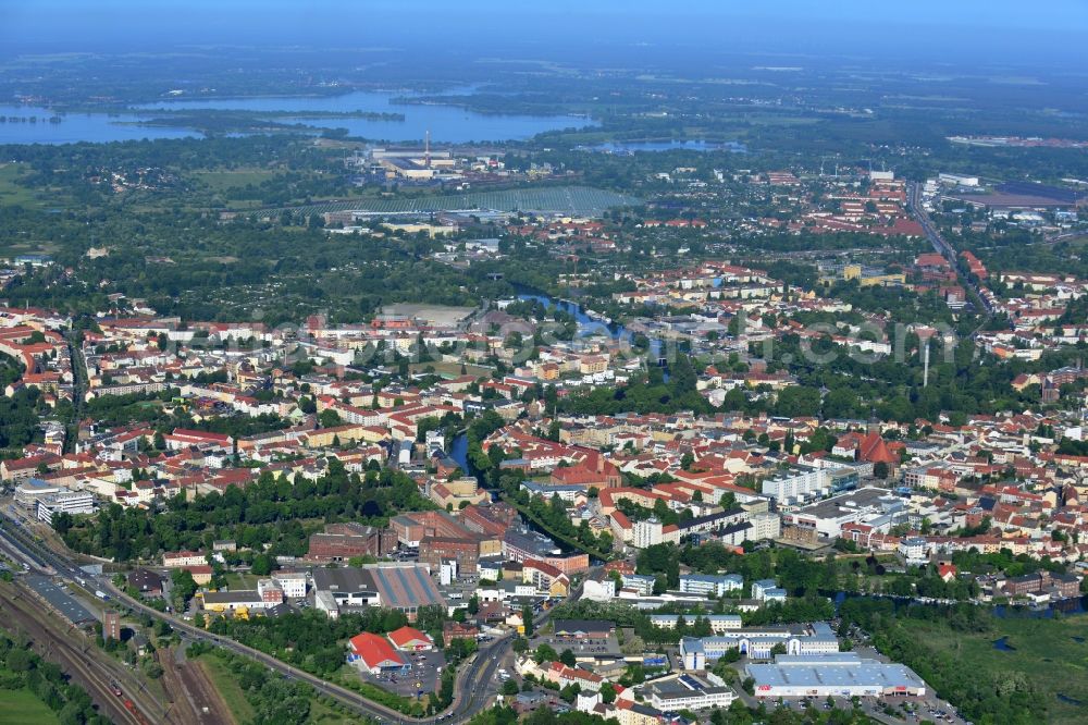 Aerial photograph Brandenburg an der Havel - Old Town area and city center in Brandenburg an der Havel in the state Brandenburg