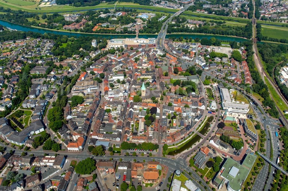 Aerial image Dorsten - Old Town area and city center in Dorsten in the state North Rhine-Westphalia