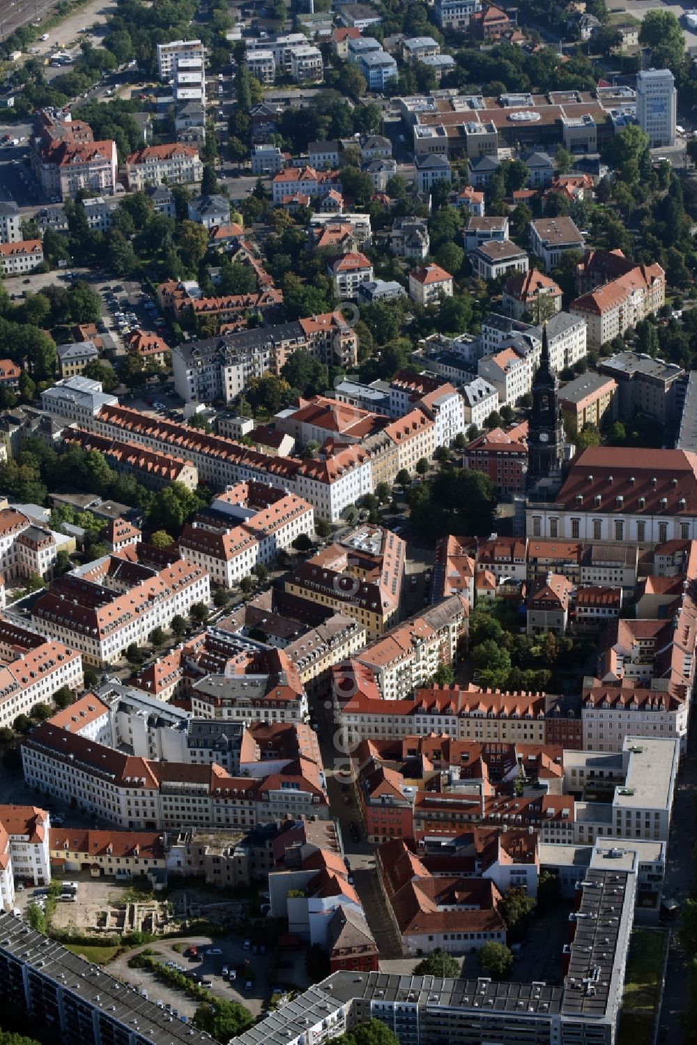 Dresden from the bird's eye view: Old Town area and city center along the Koenigsstrasse in Dresden in the state Saxony