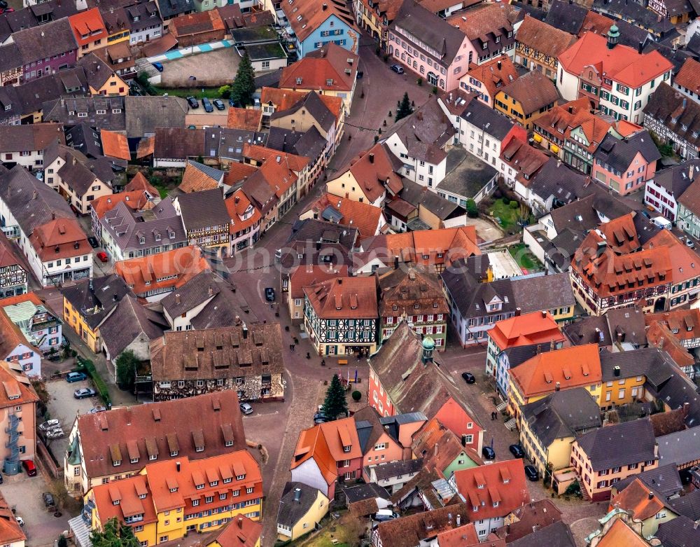 Ettenheim from the bird's eye view: Old Town area and city center in Ettenheim in the state Baden-Wurttemberg, Germany