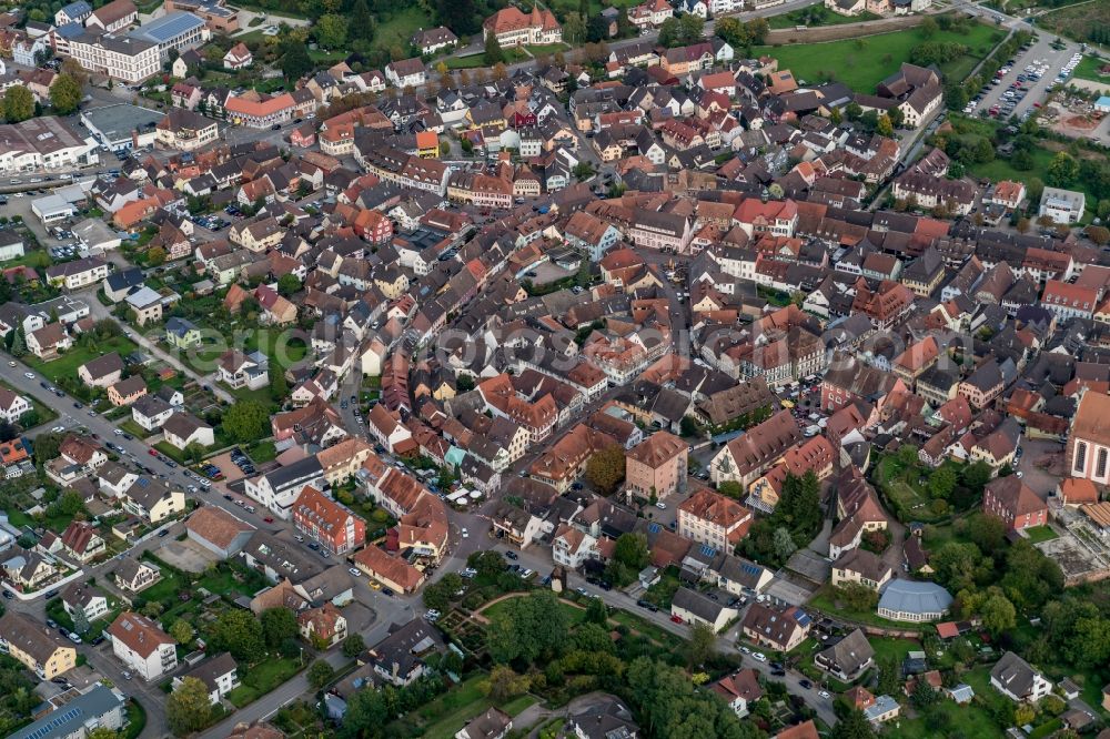 Ettenheim from the bird's eye view: Old Town area and city center with Fachwerk in Ettenheim in the state Baden-Wuerttemberg, Germany