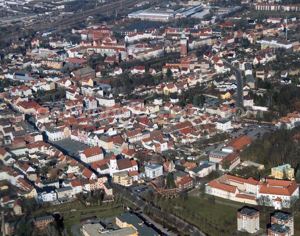 Finsterwalde from the bird's eye view: Old Town area and city center on street Markt in Finsterwalde in the state Brandenburg, Germany