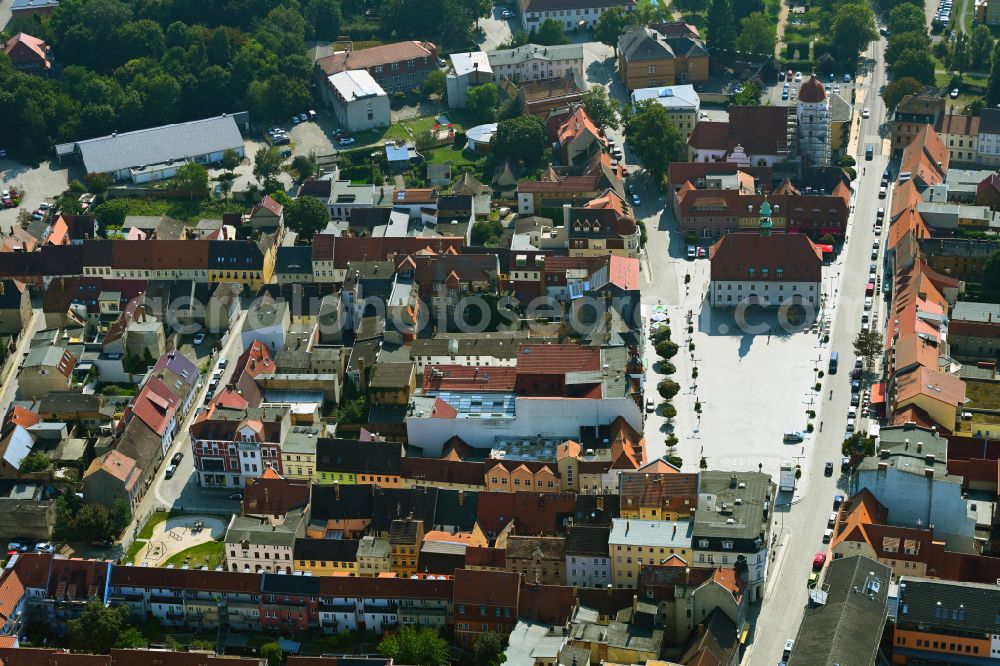 Aerial photograph Finsterwalde - Old Town area and city center on street Markt in Finsterwalde in the state Brandenburg, Germany