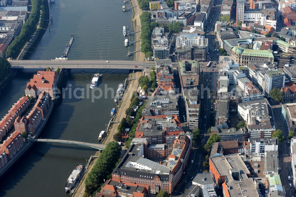 Aerial image Bremen - Historic city centre on the riverbank of the Weser and South of Buergermeister-Smidt-Bridge in Bremen in Germany