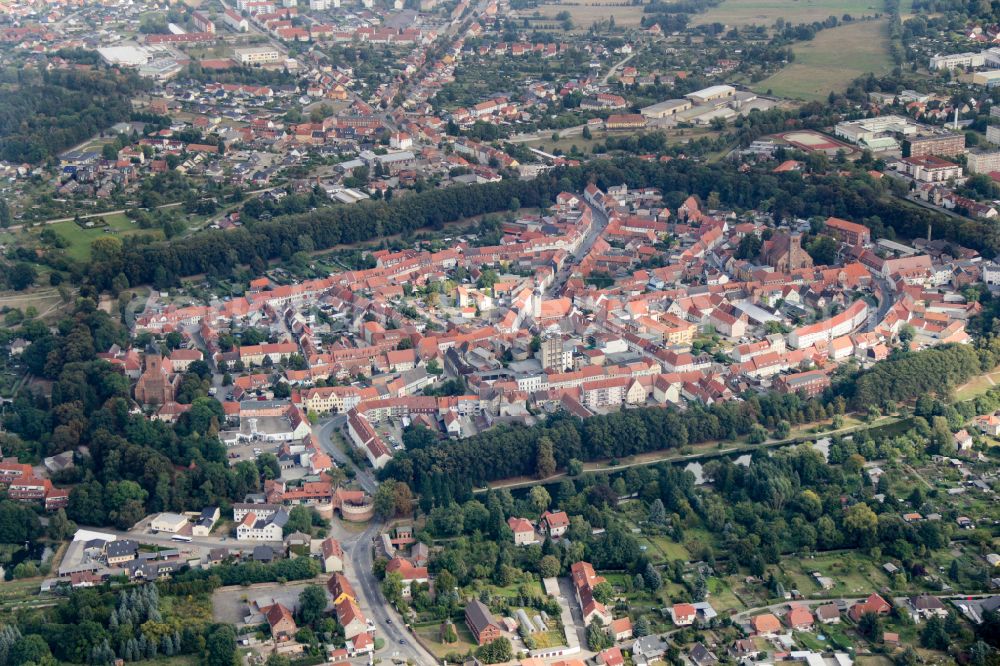 Aerial image Hansestadt Gardelegen - Old Town area and city center in Gardelegen in the state Saxony-Anhalt, Germany