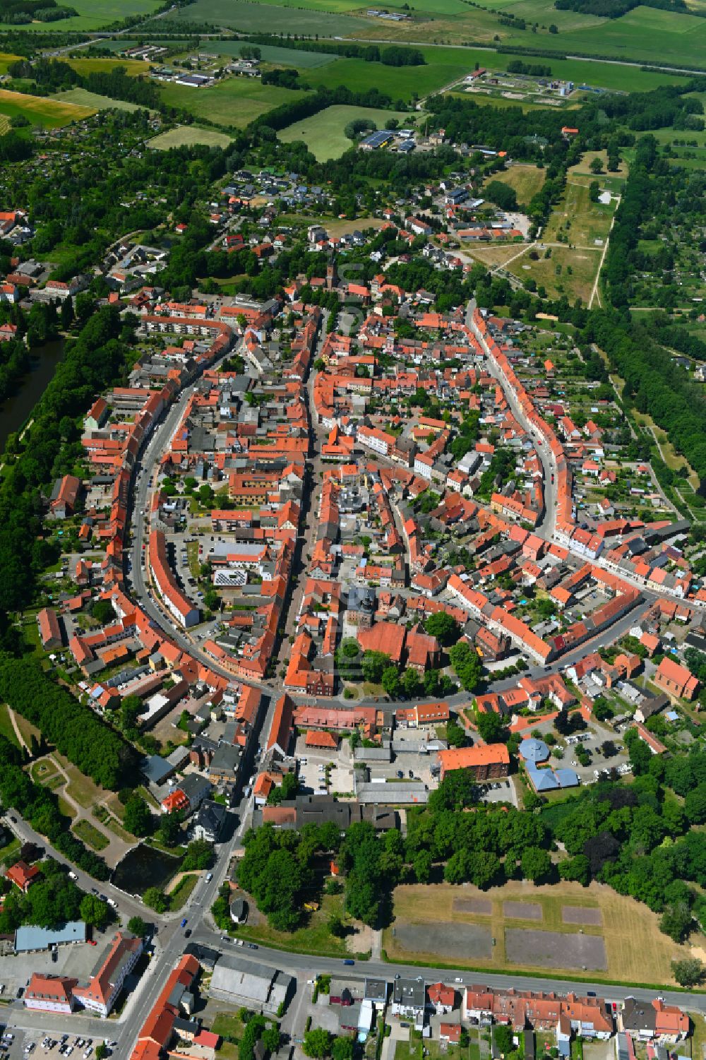 Aerial photograph Hansestadt Gardelegen - Old Town area and city center in Gardelegen in the state Saxony-Anhalt, Germany