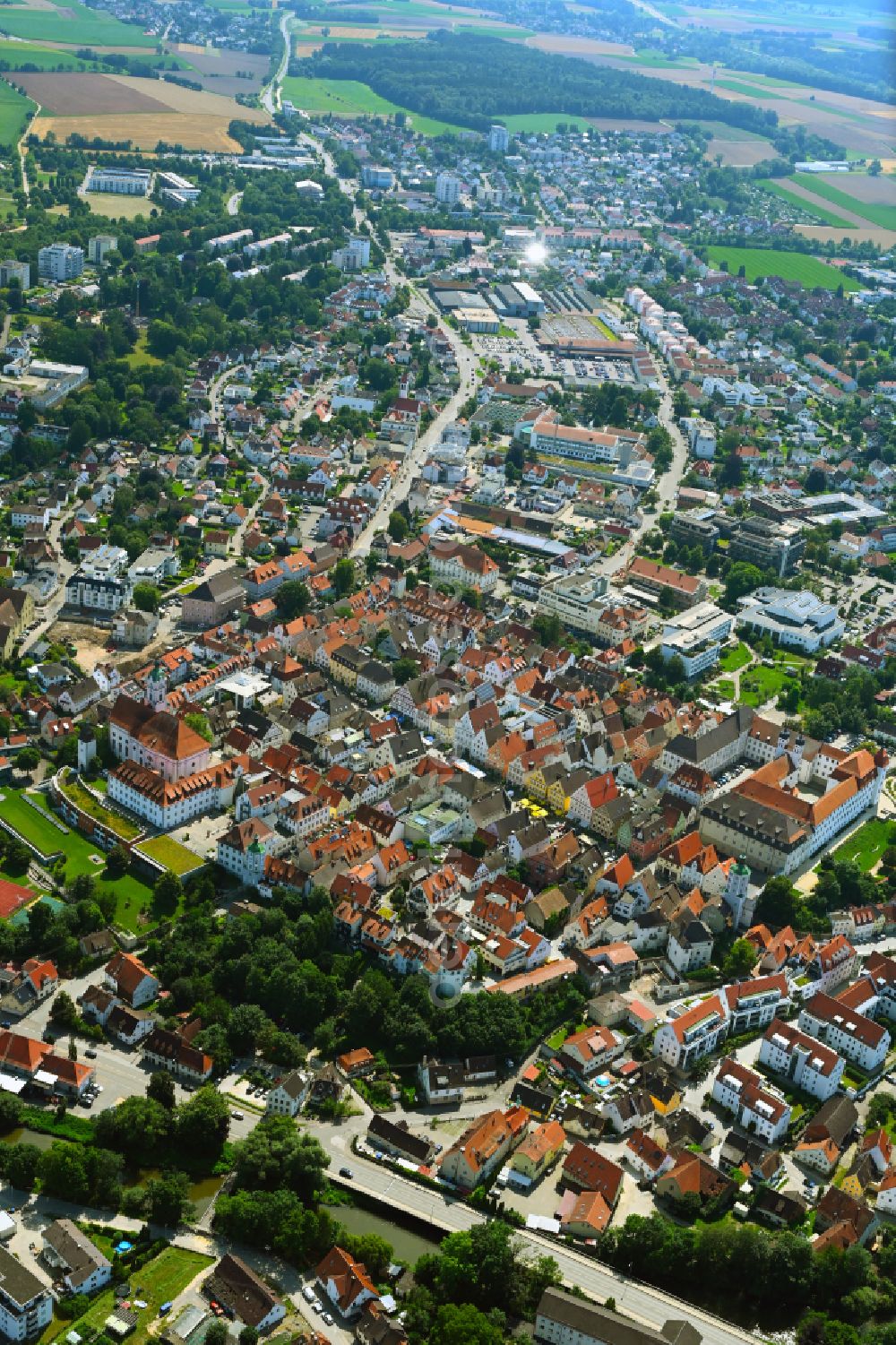 Aerial photograph Günzburg - Old Town area and city center in Guenzburg in the state Bavaria, Germany