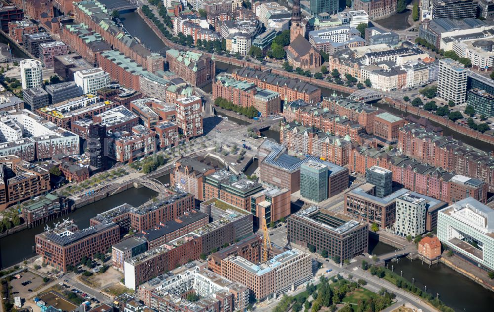 Aerial photograph Hamburg - Old Town area and city center Hafenstadt in Hamburg, Germany