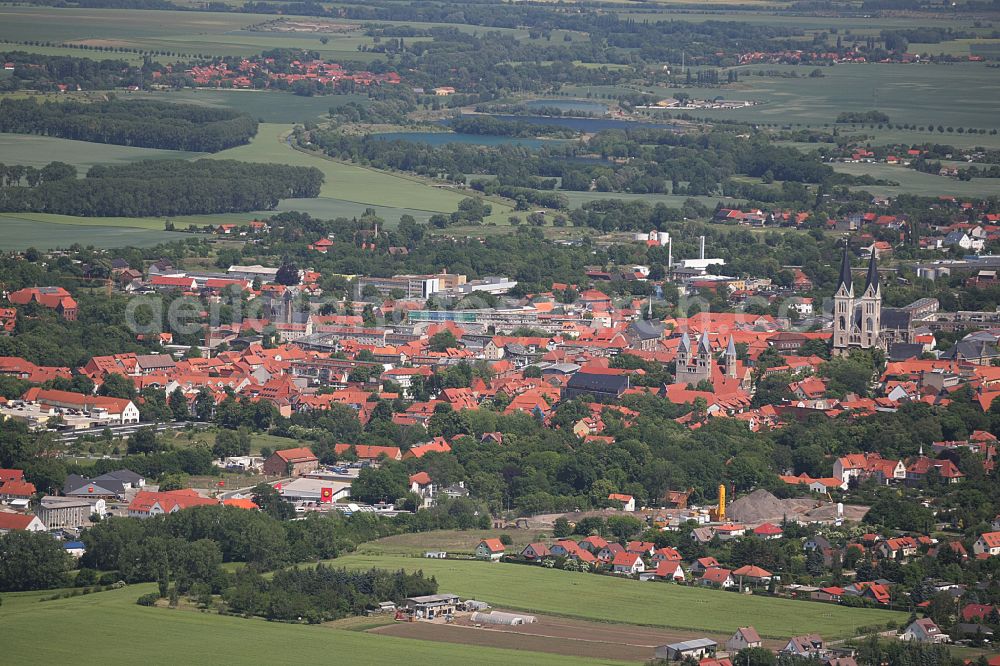 Aerial image Halberstadt - Old Town area and city center on place Domplatz in Halberstadt in the state Saxony-Anhalt, Germany