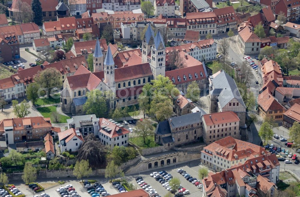 Halberstadt from the bird's eye view: Old Town area and city center in Halberstadt in the state Saxony-Anhalt