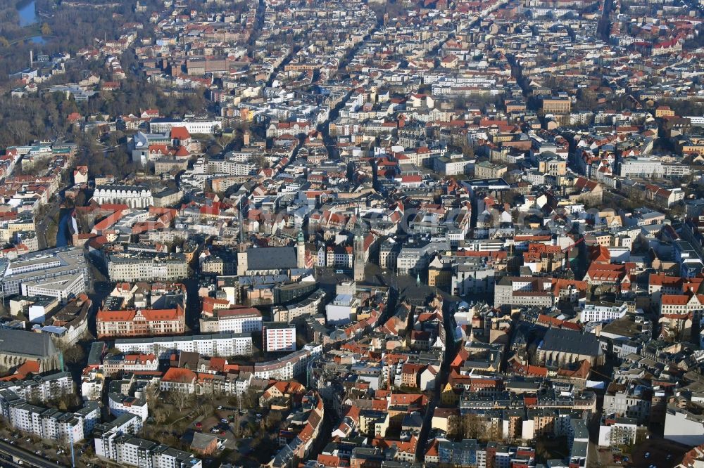 Halle (Saale) from the bird's eye view: Old Town area and city center in Halle (Saale) in the state Saxony-Anhalt, Germany