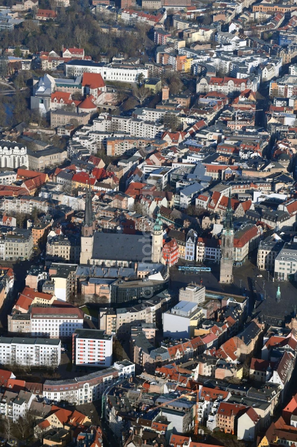 Aerial photograph Halle (Saale) - Old Town area and city center in Halle (Saale) in the state Saxony-Anhalt, Germany