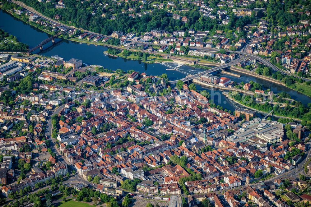 Aerial image Hameln - Old Town area and city center in Hameln in the state Lower Saxony, Germany