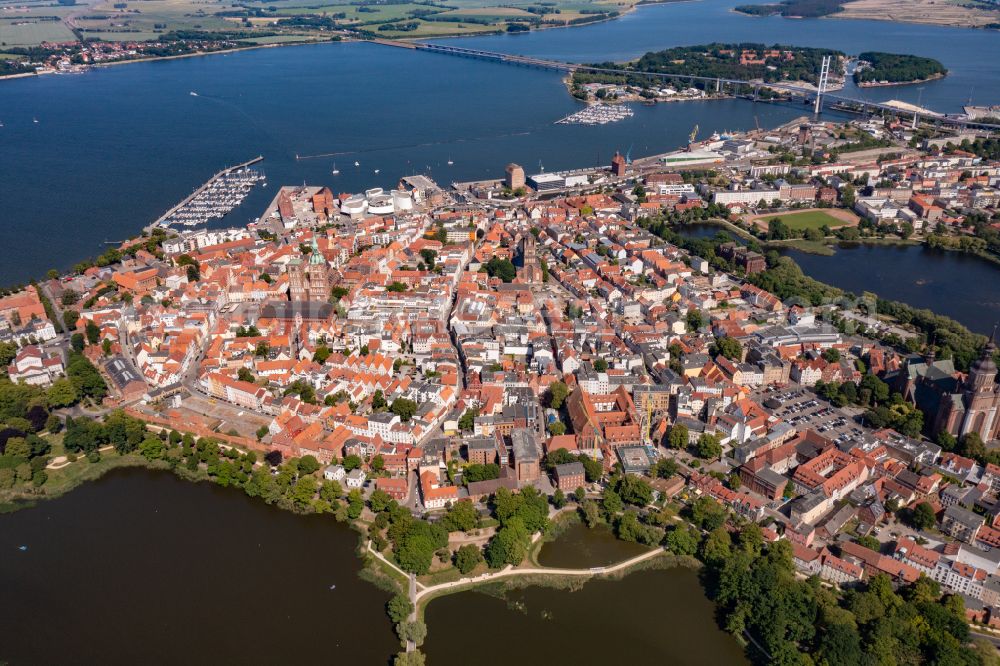 Hansestadt Stralsund from the bird's eye view: Old Town area and city center in Hansestadt Stralsund in the state Mecklenburg - Western Pomerania, Germany