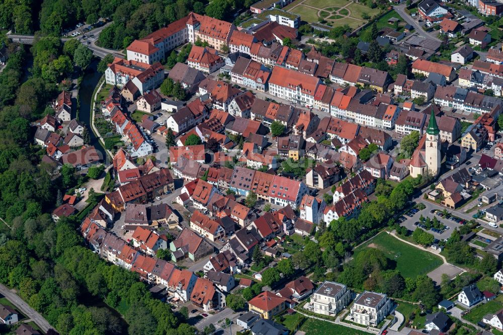 Hüfingen from the bird's eye view: Old Town area and city center in Huefingen in the state Baden-Wuerttemberg, Germany