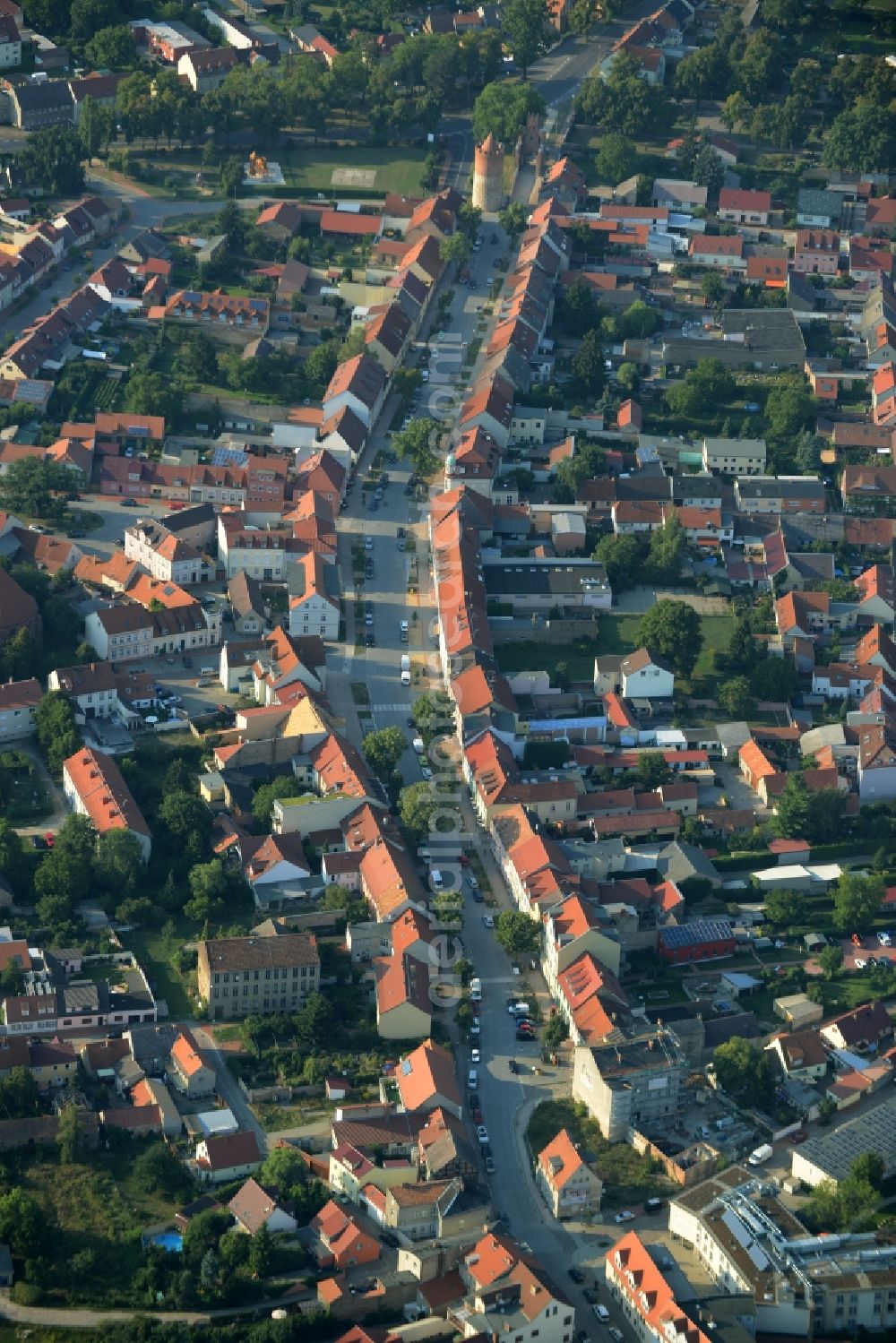 Jessen (Elster) from above - Old Town area and city center in Jessen (Elster) in the state of Saxony-Anhalt. The castle and town hall of Jessen is located at the end of Schlossstrasse