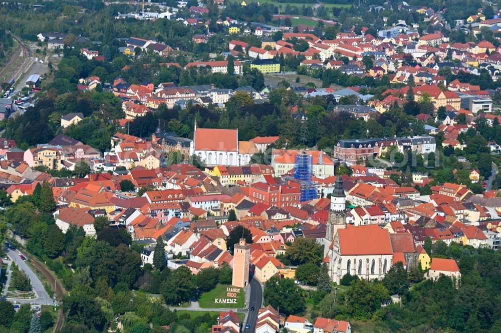 Aerial photograph Kamenz - Old town area and inner city center at the Roter Turm on Pulsnitzer Strasse in Kamenz in the state of Saxony, Germany