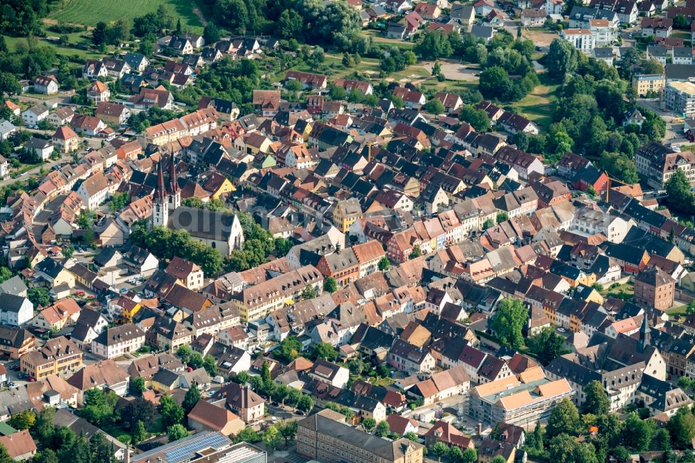 Aerial photograph Kenzingen - Old Town area and city center in Kenzingen in the state Baden-Wurttemberg, Germany