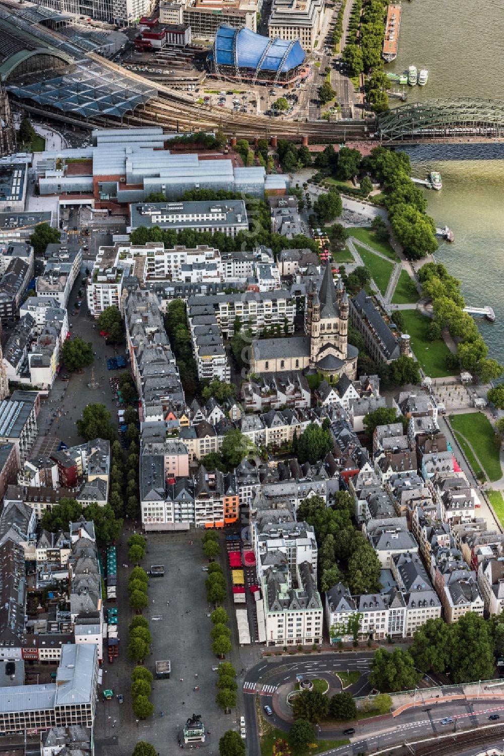 Aerial image Köln - Old Town area and city center in Cologne in the state North Rhine-Westphalia, Germany