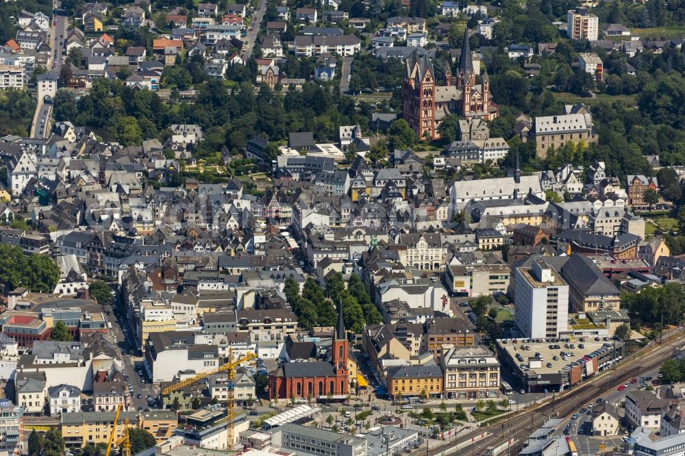 Limburg an der Lahn from the bird's eye view: Old Town area and city center in Limburg an der Lahn in the state Hesse