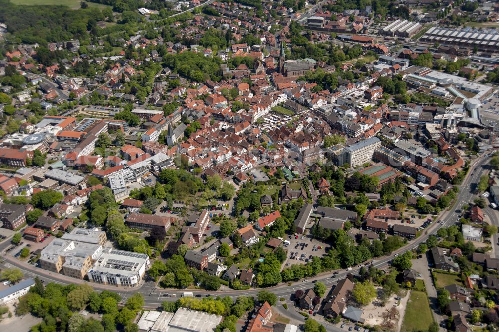 Lingen (Ems) from the bird's eye view: Old Town area and city center Am Markt in Lingen (Ems) in Emsland in the state Lower Saxony, Germany