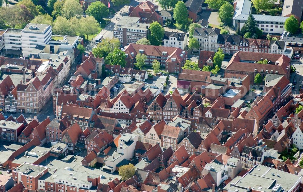 Aerial photograph Lüneburg - Old Town area and city center of Lueneburg in the state Lower Saxony, Germany