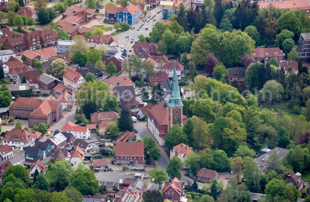 Aerial photograph Soltau - Old Town area and city center with Lutherkirche in Soltau in the state Lower Saxony, Germany