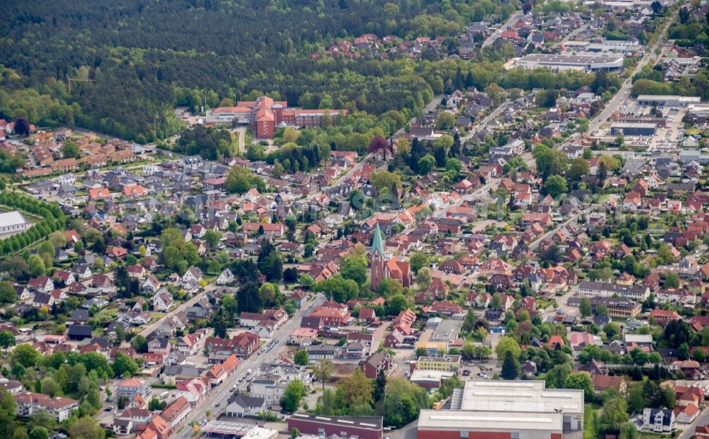 Soltau from the bird's eye view: Old Town area and city center with Lutherkirche in Soltau in the state Lower Saxony, Germany