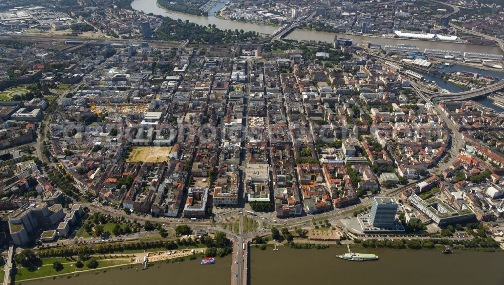 Aerial photograph Mannheim - Old Town area and city center in Mannheim in the state Baden-Wuerttemberg