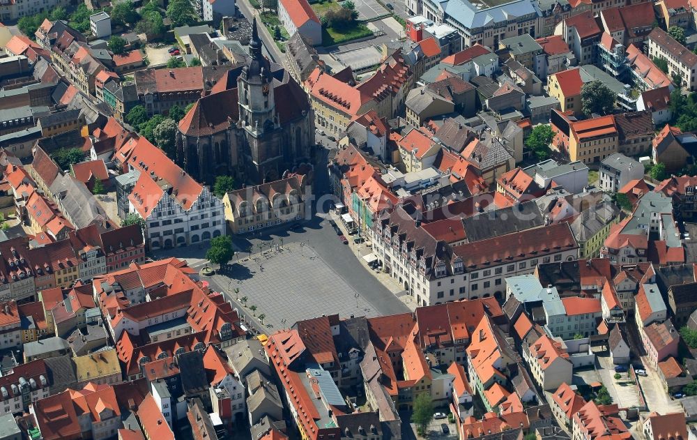 Naumburg (Saale) from the bird's eye view: Old Town area and city center with market place und church St.Wenzel in Naumburg (Saale) in the state Saxony-Anhalt, Germany