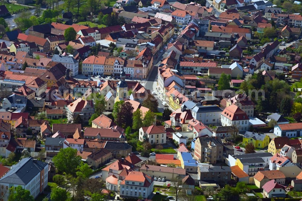 Radeburg from the bird's eye view: Old Town area and city center with the market place in Radeburg in the state Saxony, Germany