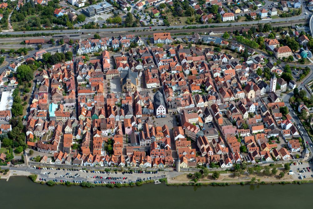 Mühlbach from the bird's eye view: Old Town area and city center in Mühlbach in the state Bavaria, Germany