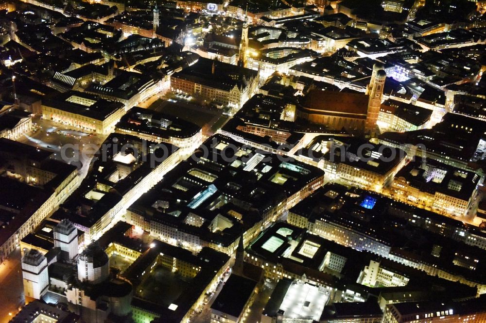 Aerial photograph München - Old Town area and city center in Munich in the state Bavaria