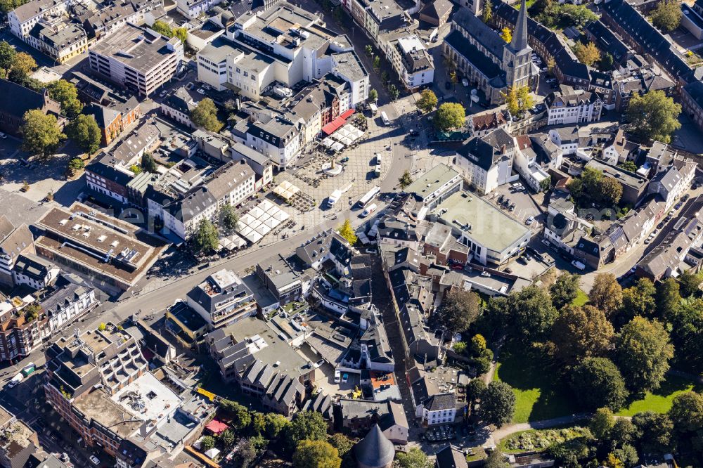 Mönchengladbach from above - Old town area and inner city center in the city center of Moenchengladbach on the street Alter Markt in Moenchengladbach in the federal state of North Rhine-Westphalia, Germany