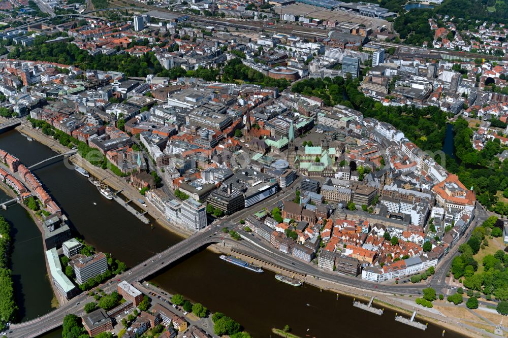 Aerial image Bremen - Old Town area and city center in the district Mitte in Bremen, Germany