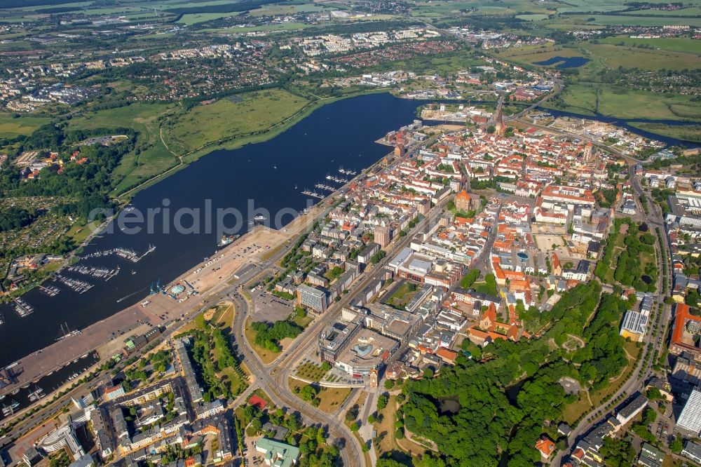 Rostock from the bird's eye view: Old Town area and city center in the district Mitte in Rostock in the state Mecklenburg - Western Pomerania