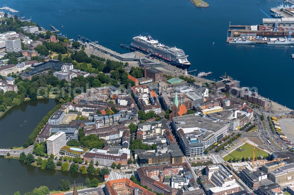 Aerial image Kiel - Old Town area and city center on Schlossstrasse - Alter Markt in Kiel in the state Schleswig-Holstein, Germany