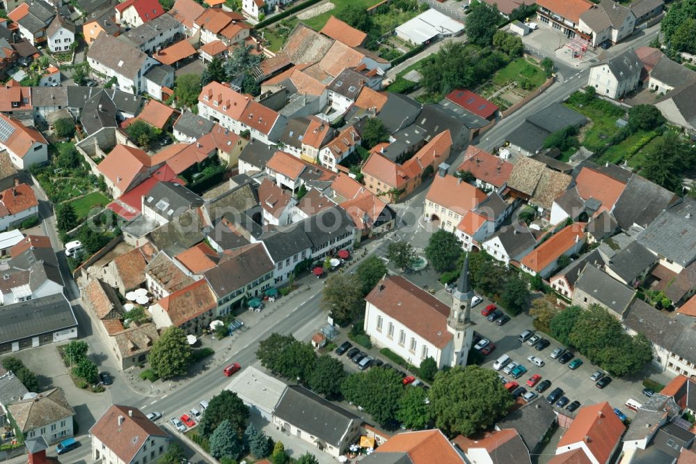 Aerial photograph Schwabenheim an der Selz - Old Town area and city center in Schwabenheim an der Selz in the state Rhineland-Palatinate