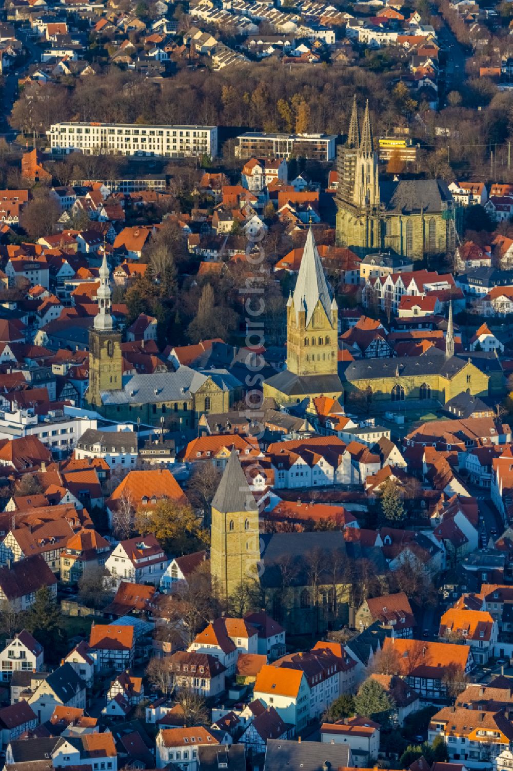 Soest from the bird's eye view: Old Town area and city center in Soest in the state North Rhine-Westphalia, Germany