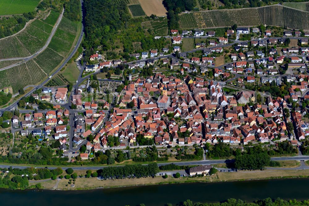 Aerial photograph Sommerhausen - Old Town area and city center in Sommerhausen in the state Bavaria, Germany