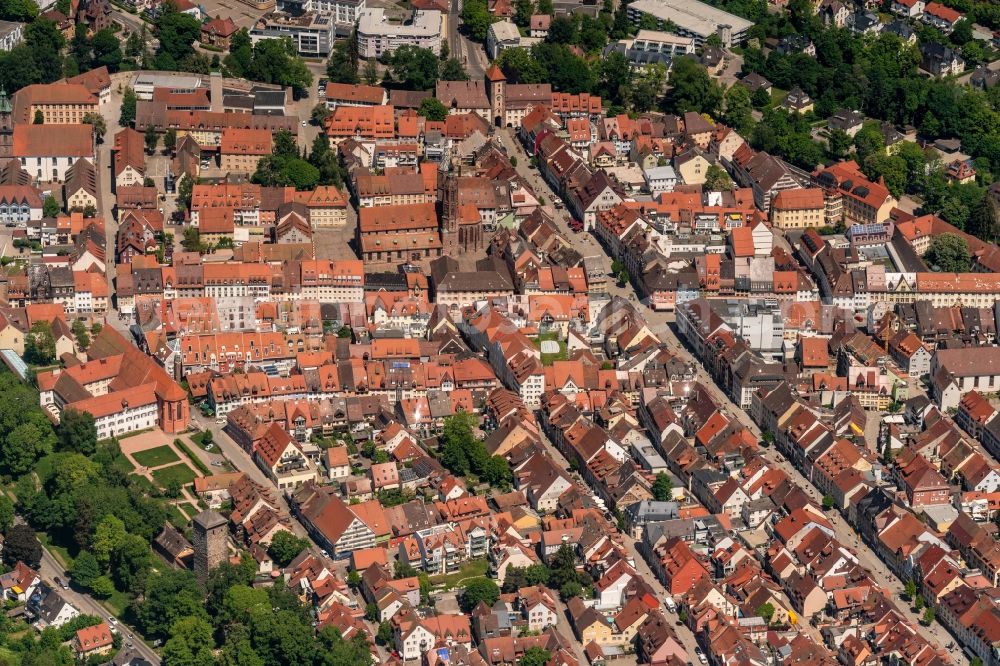 Villingen-Schwenningen from the bird's eye view: Old Town area and city center of the district Villingen in Villingen-Schwenningen in the state Baden-Wuerttemberg, Germany