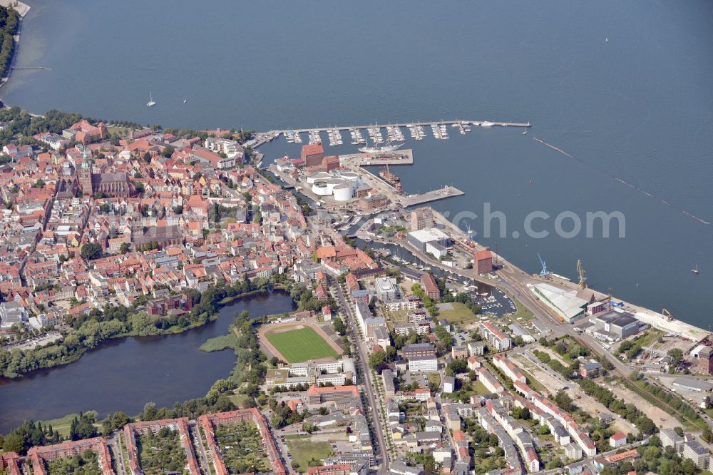 Hansestadt Stralsund from the bird's eye view: Old town area and city center with the St. Nikolai Church on the Alter Markt in Stralsund in the state Mecklenburg - Western Pomerania, Germany