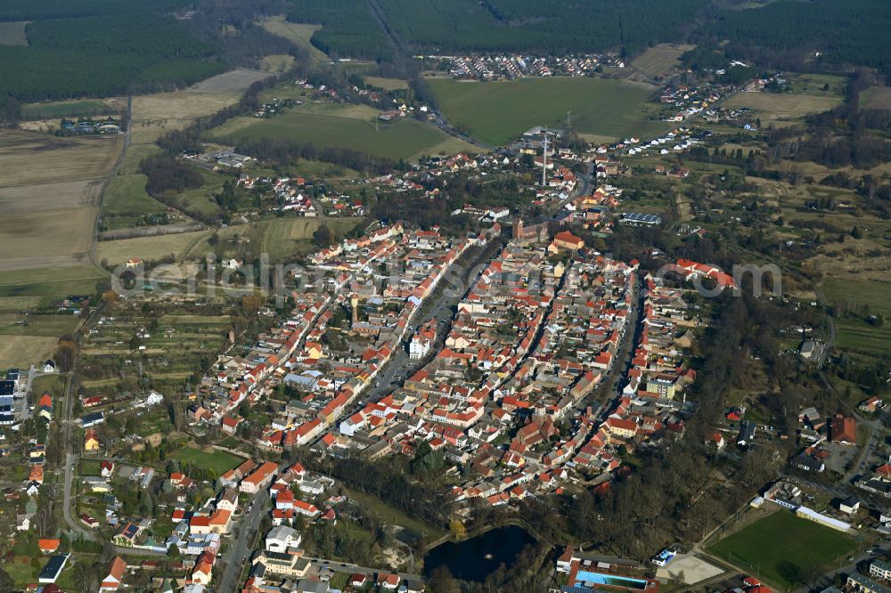 Treuenbrietzen from the bird's eye view: Old Town area and city center in Treuenbrietzen in the state Brandenburg, Germany