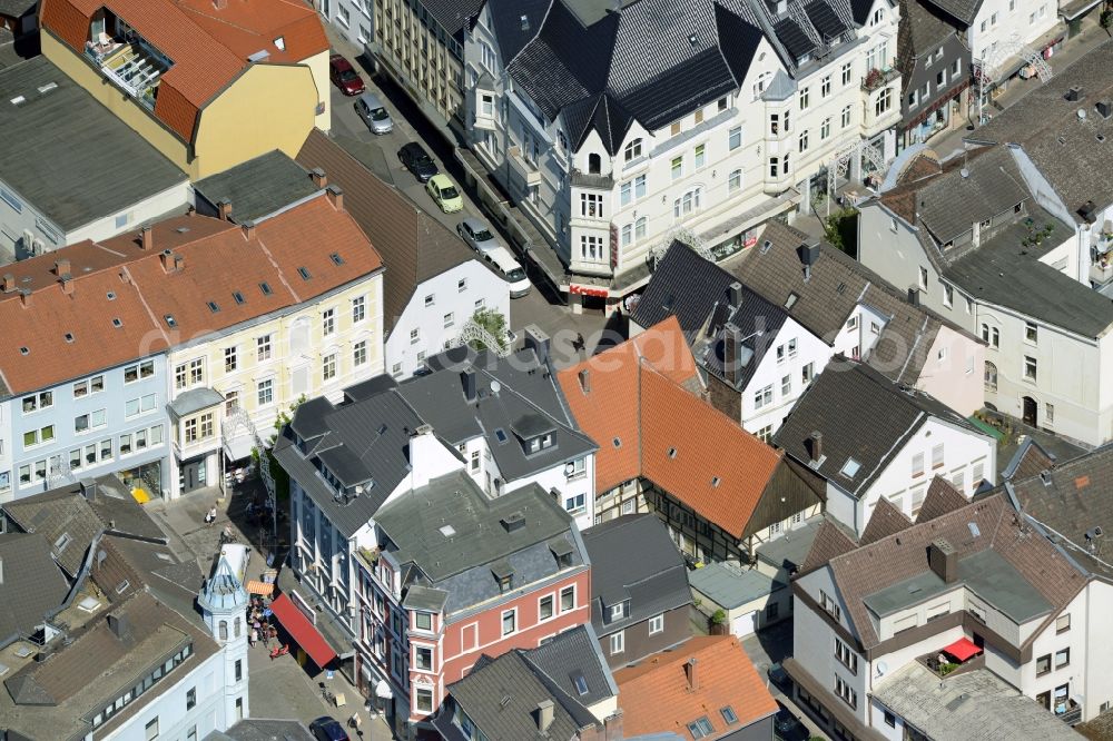 Aerial image Unna - Old Town area and city center in Unna in the state North Rhine-Westphalia. The town centre of Unna includes historic residential and business buildings as well as shops. View of Bahnhofstrasse and fashion store Kroes