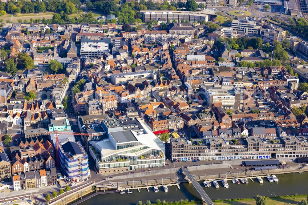 Venlo from the bird's eye view: Old Town area and city center on street Lomstraat in Venlo in Limburg, Netherlands