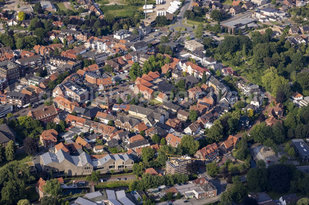 Vreden from the bird's eye view: Old town area and inner city center on the street An`t Lummert in Vreden in the federal state of North Rhine-Westphalia, Germany