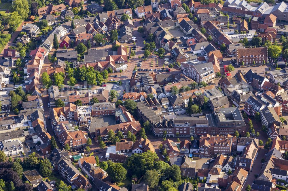 Vreden from the bird's eye view: Old town area and inner city center on the street An`t Lummert in Vreden in the federal state of North Rhine-Westphalia, Germany